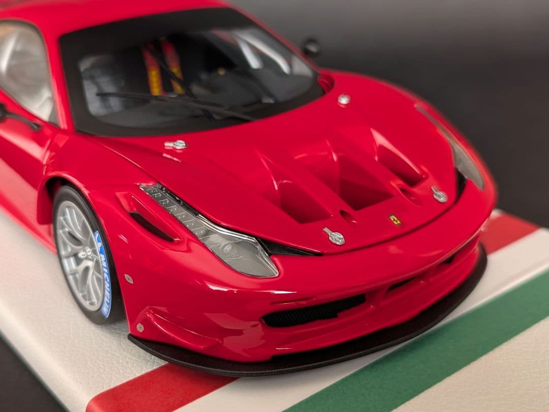 ホットウィールエリート 1/18 フェラーリ 458 イタリア GT2