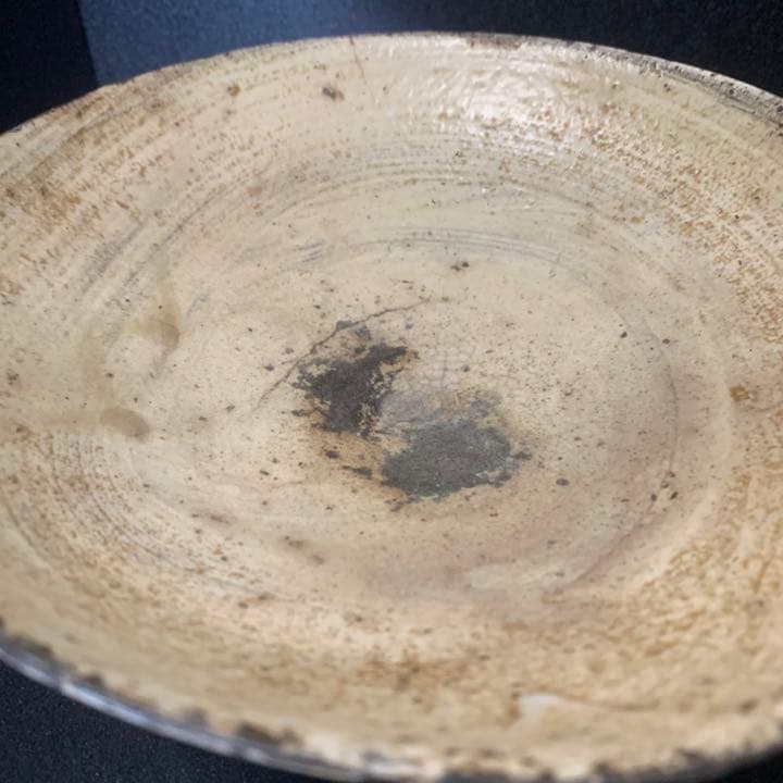 名碗　凛とし姿が美しい　刷毛目　平茶碗　銘(水月) 李朝初期　時代品　茶碗