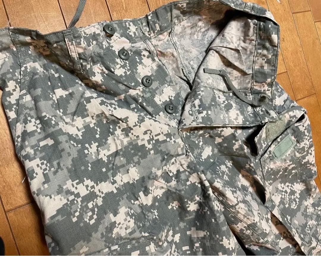 実物　米軍　ACU コンバットユニフォーム上下セット　サバゲー　デジタルカモフラ