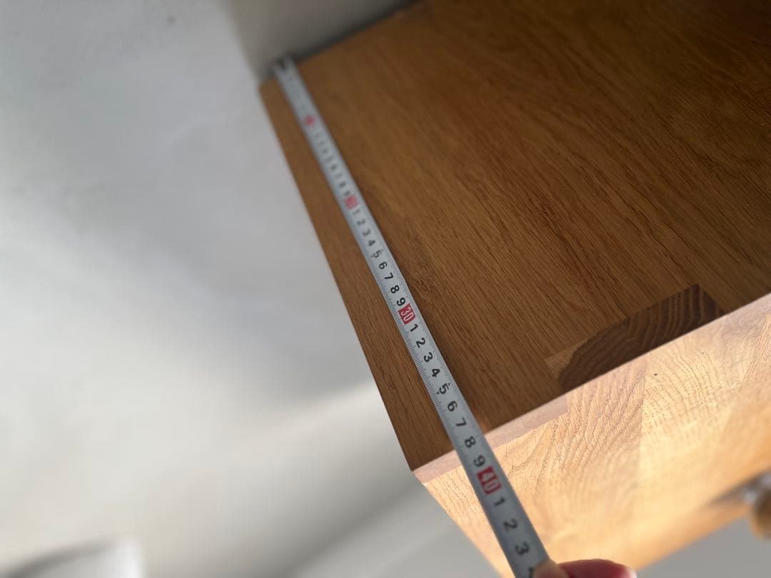 オーク無垢材の木製サイドテーブル