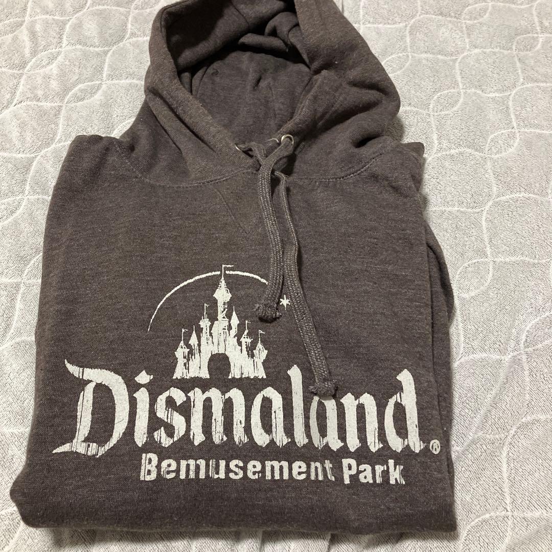 再値下げbanksy dismaland hoodieバンクシー ディズマランド