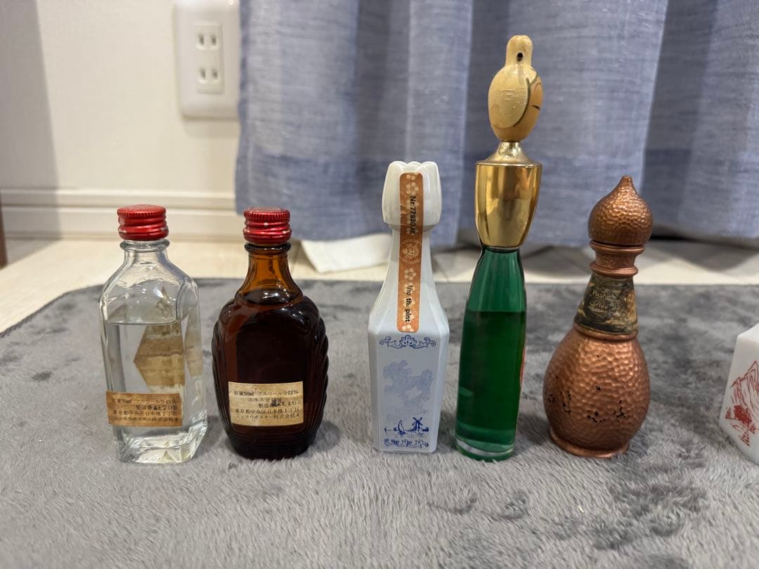 ウィスキー　ブランデー　他　ミニチュアボトル44本セット