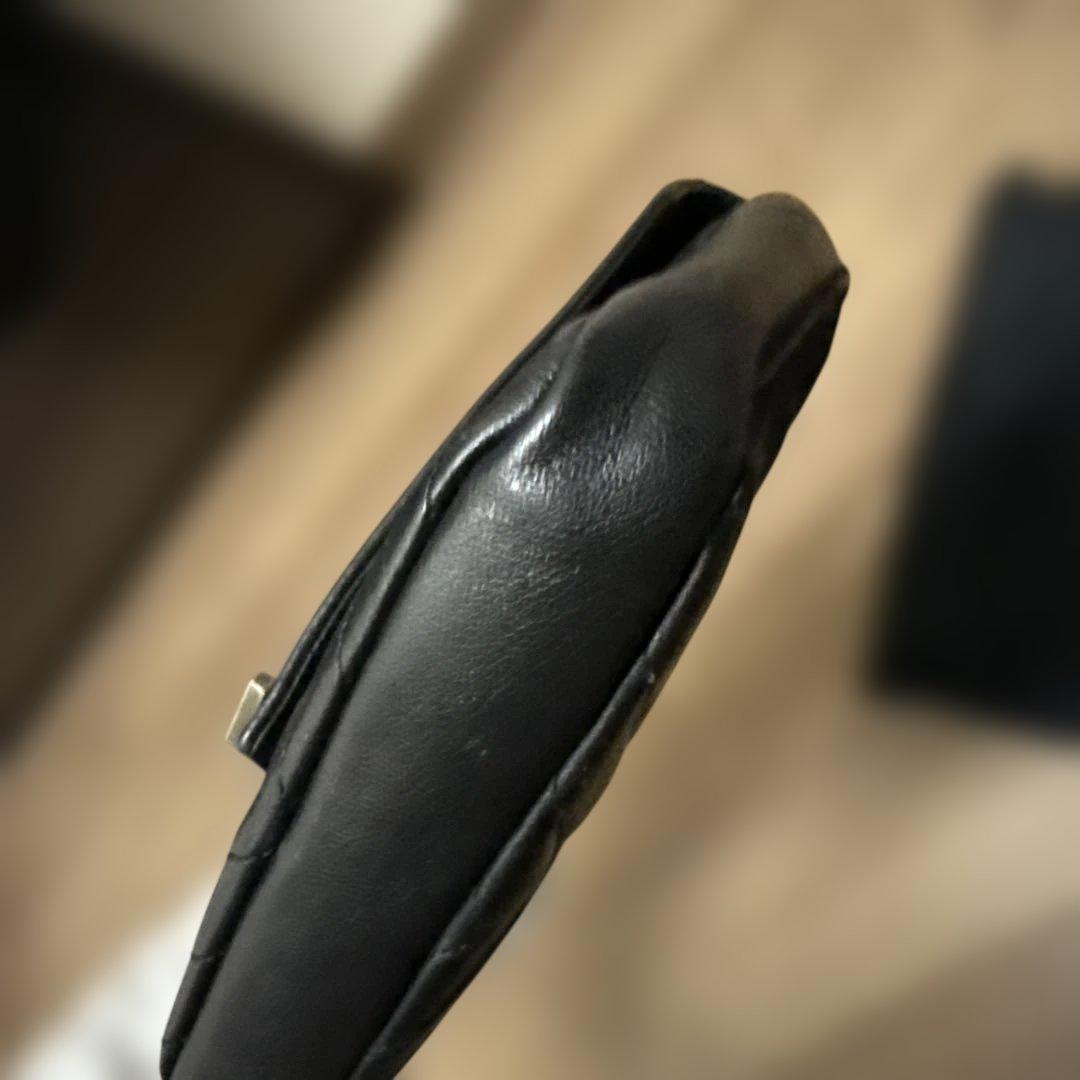 Saint Laurent ブラックショルダーバッグ