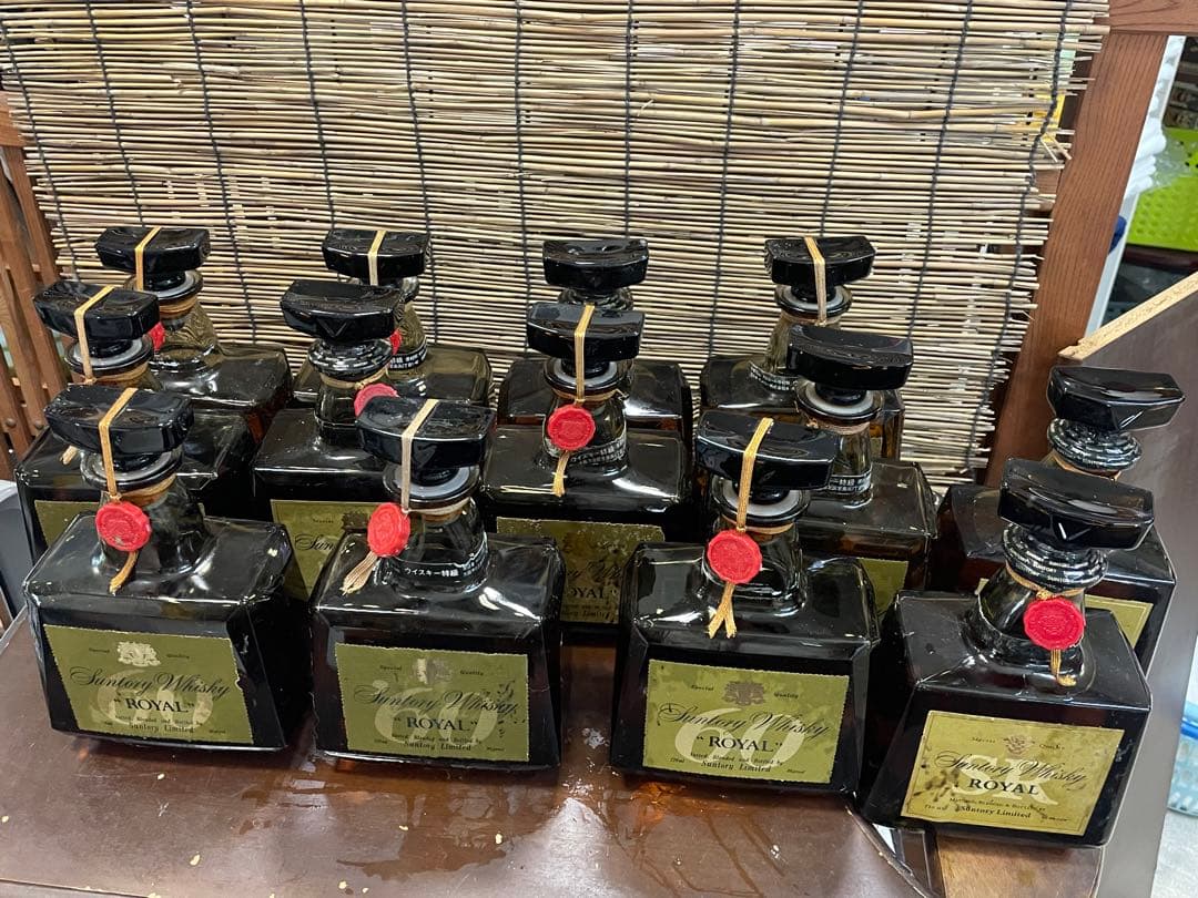 超超珍品貴重　サントリーローヤル　１３本　ヴィンテージ　大値引きします