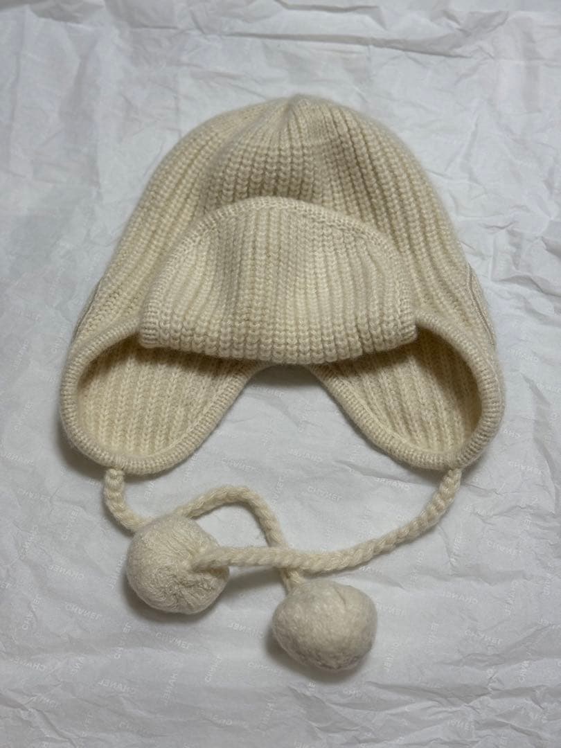 CHANEL シャネル　2025/26秋冬プレコレクション　ニット帽　ポンポン