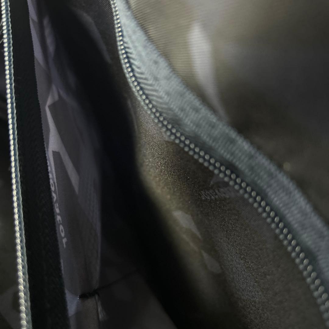 【極美品】イノベータースーツケース inv30 21L ペールブルー 機内持ち込