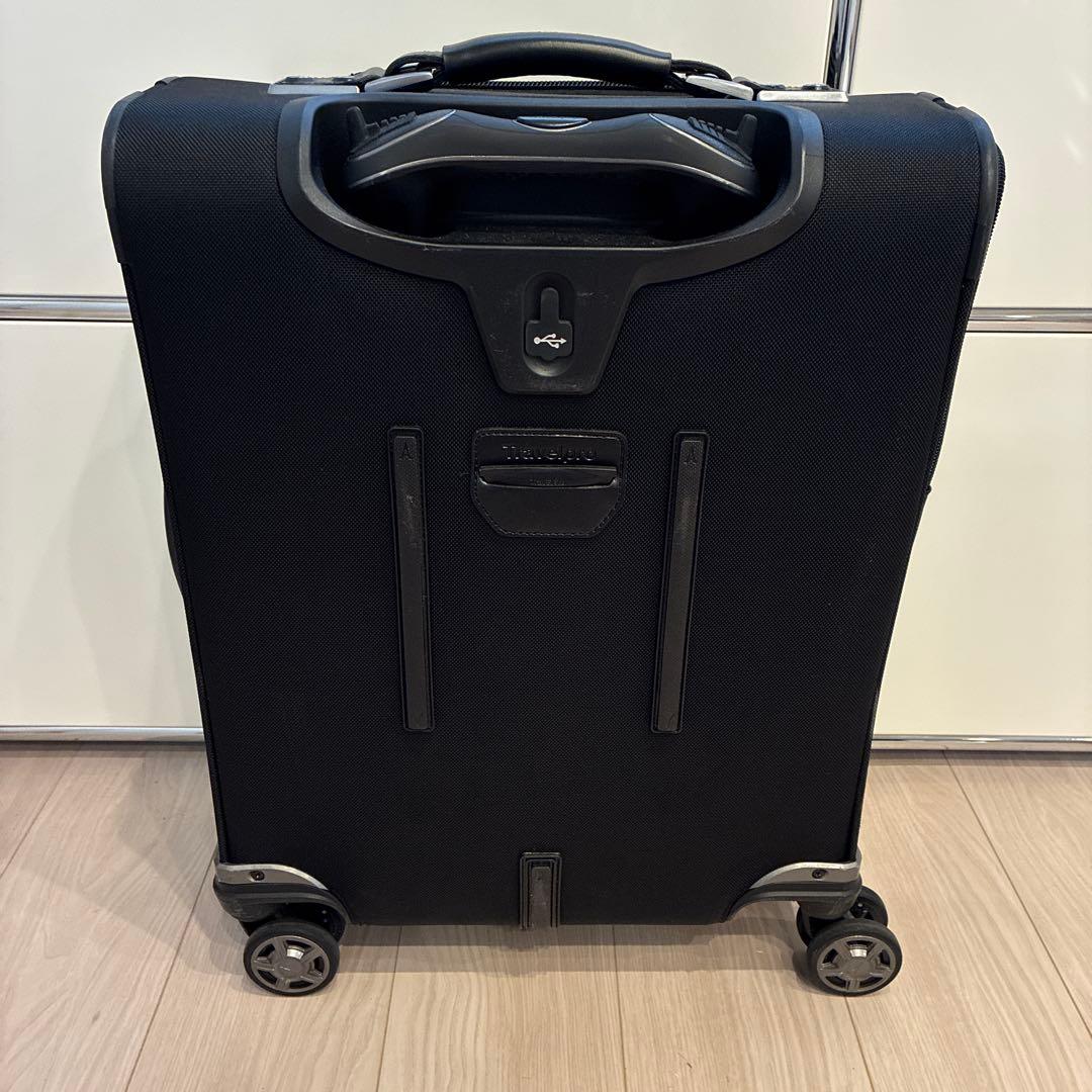 トラベルプロ travel pro ブラック 中型キャリーケース