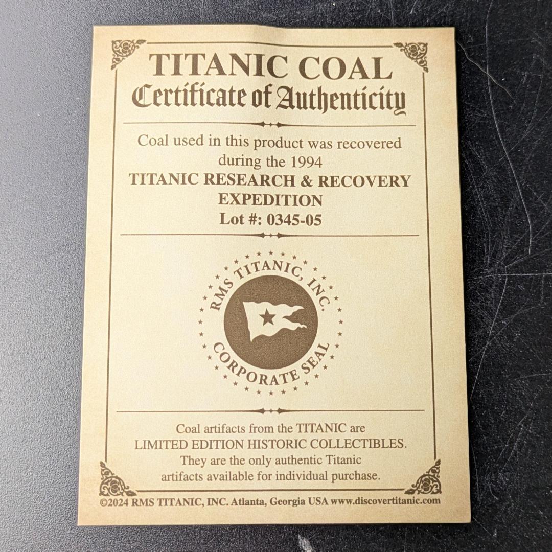 タイタニック号 引き上げ石炭 破片 COA付 1994年回収 実物資料
