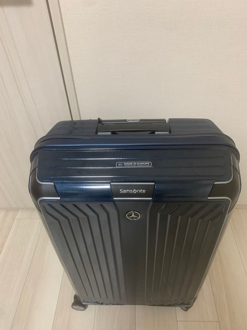 サムソナイトスーツケース(４輪) メルセデス・ベンツコラボ スーツケース　75L