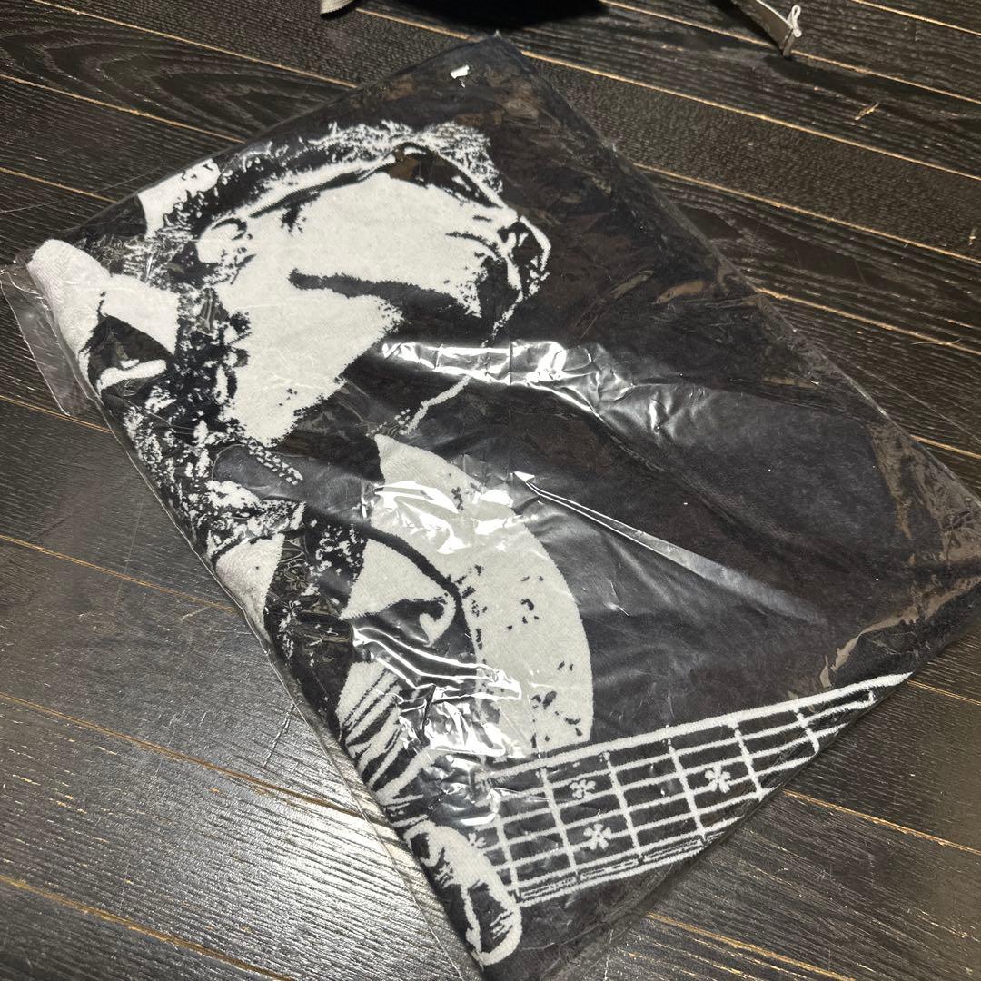 最安値　長渕剛　REBORN 2022年　ビッグタオル　当時品　おまけ付き