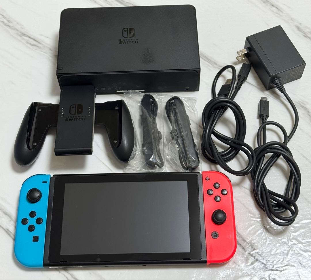 画面美品★Switch 本体　周辺機器付き