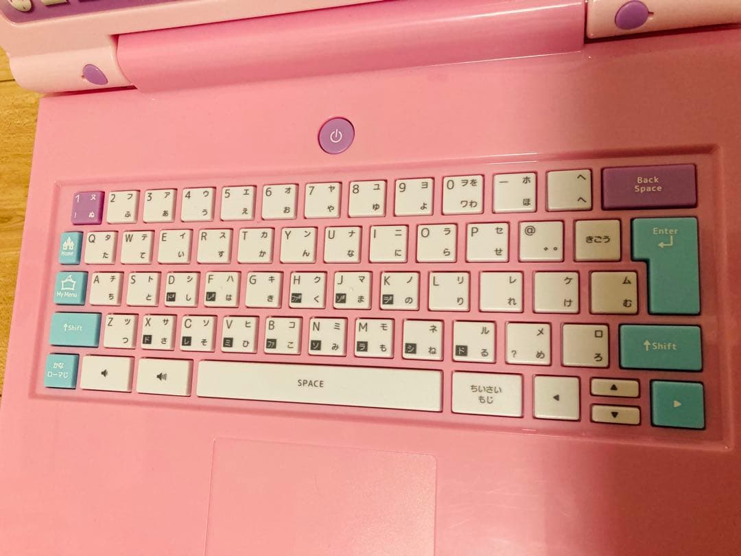 バンダイ　ディズニー&ピクサーキャラクターズ ラーニングマイスイートパソコン