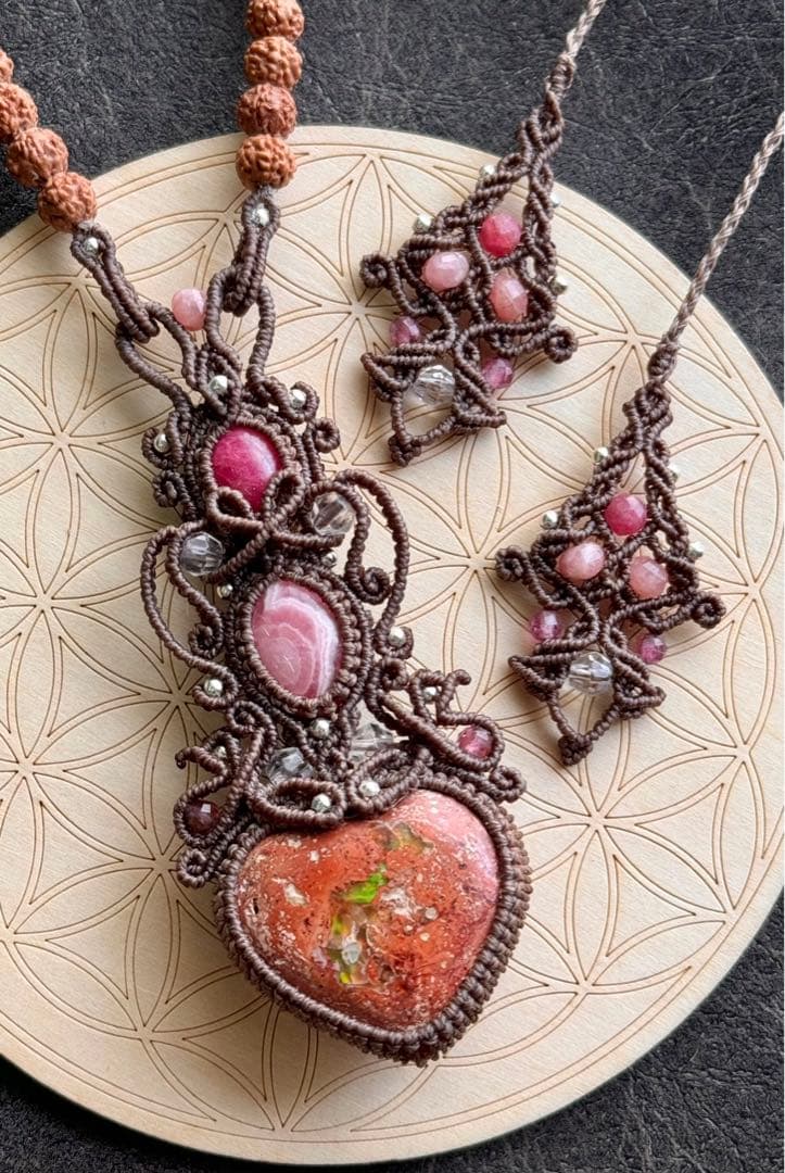 専用ぺージ♡カンテラオパール＆インカローズ＆インペリアルロードナイトのネックレス