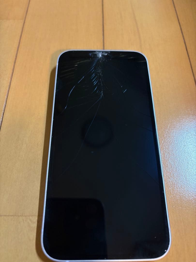 Apple iPhone 14 パープル　画面ひび割れ