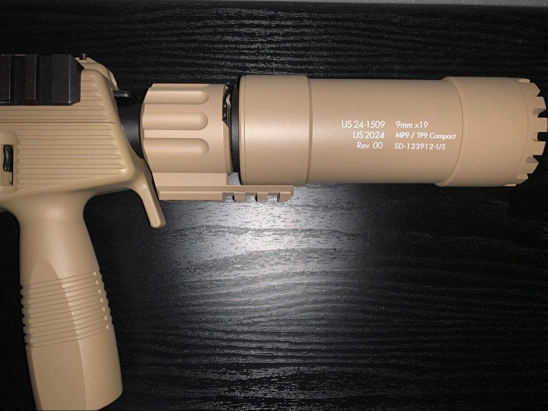 KWA MP9 GBB FDE 中古 ANGRY GUN製サプレッサー付き