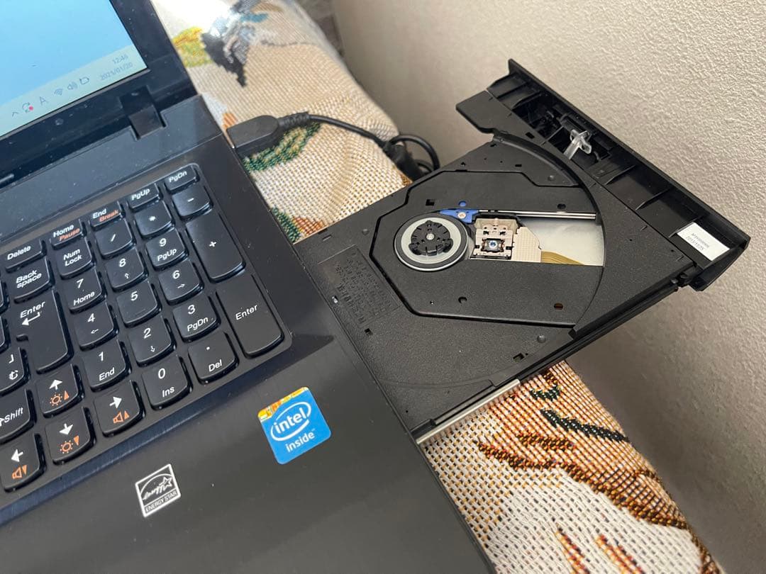 レノボ G500 ノ-トパソコン　メモリ8GB