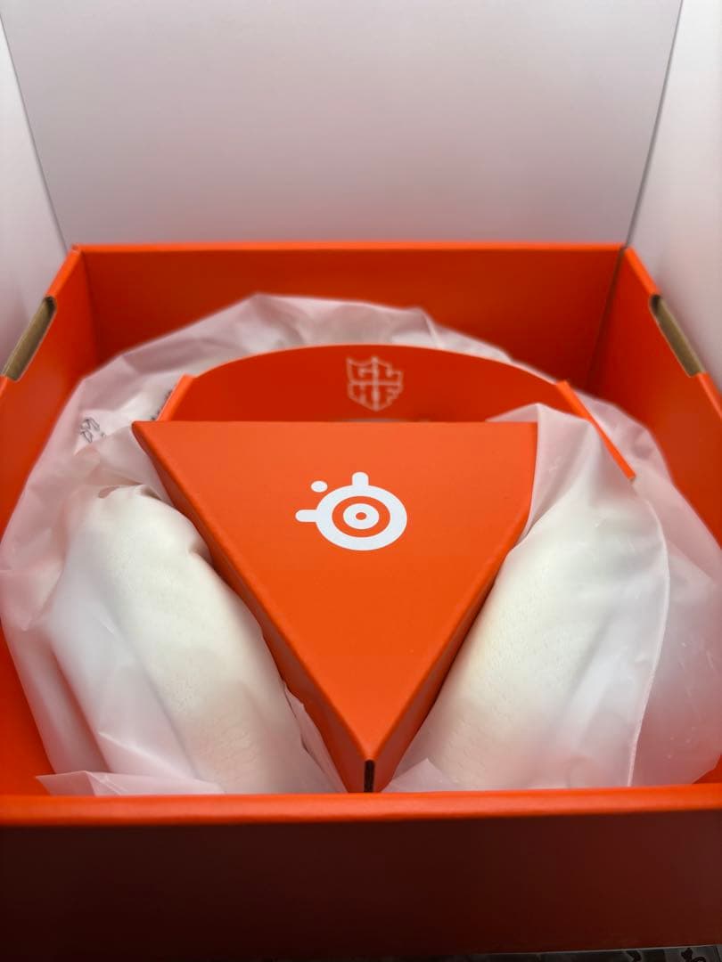 ARCTIS NOVA 5 wireless ホワイト　ゲーミングヘッドホン