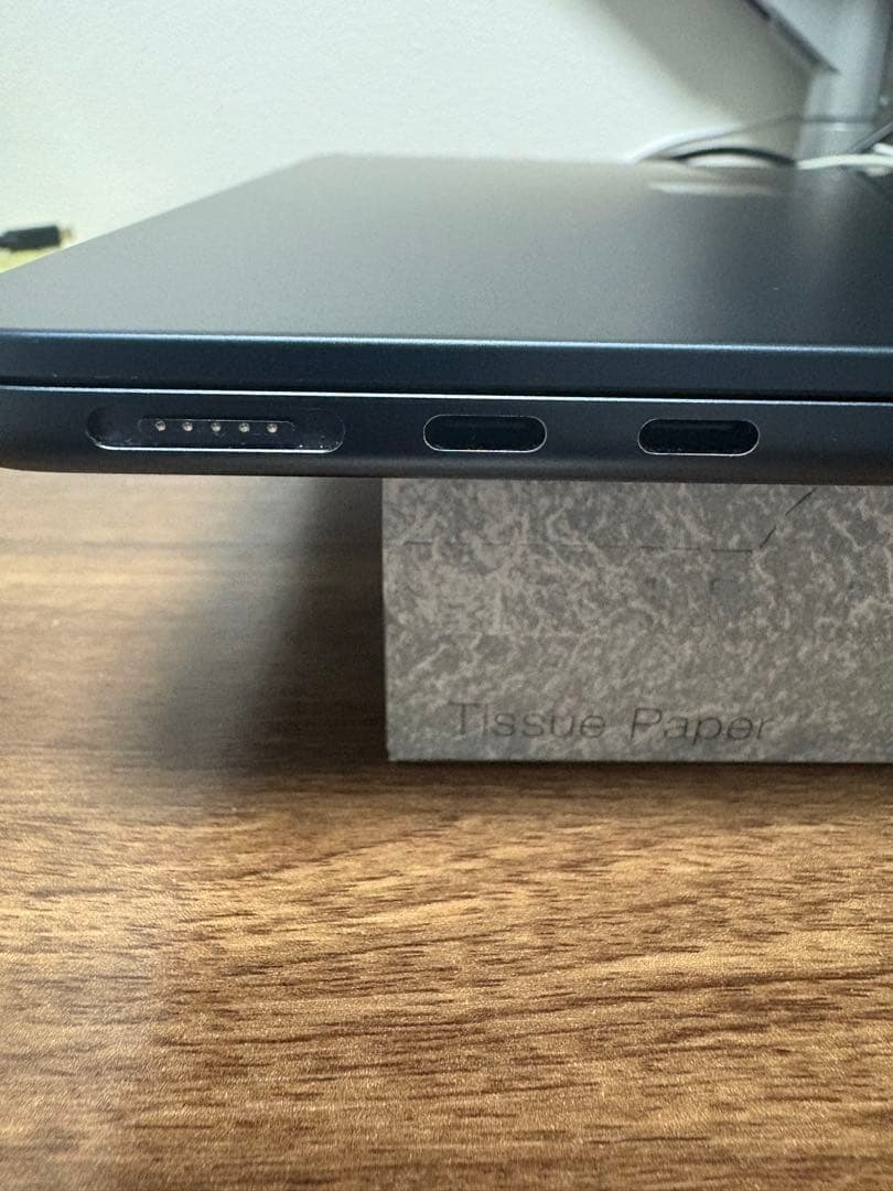 Apple MacBook air M2 256GB ミッドナイト