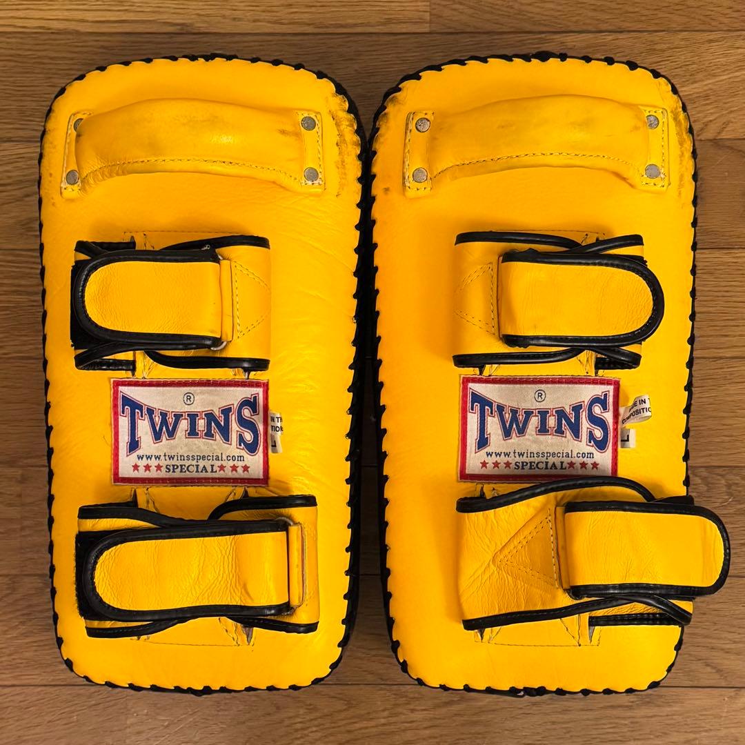 TWINS SPECIAL キックミット Lサイズ WINDY KP-6 セット