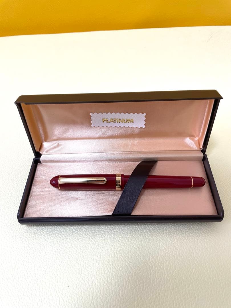 PLATINUM センチュリー 14K 細字 レッド 万年筆 箱付き