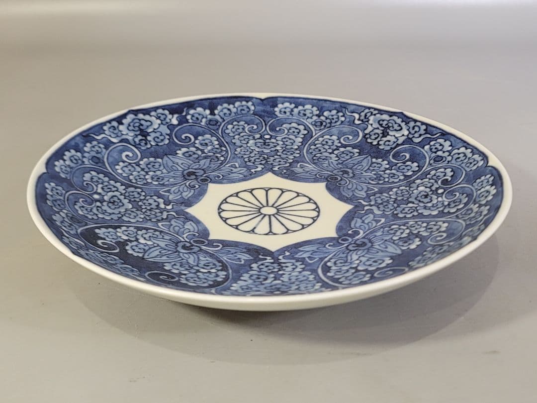 DT599 菊御紋 徳川紋 染付 鍋島皿 一対 希少 5000 値 19000