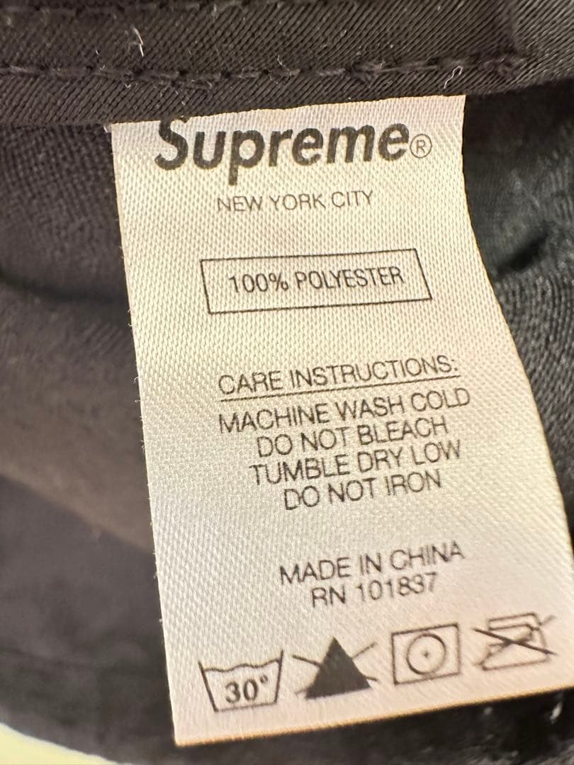 Supreme ブラック プルオーバージャケット