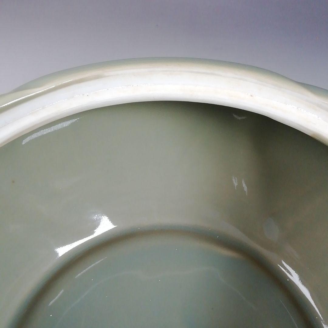 Ｗ７５　水指　『青磁　捻梅　水指』『梅峰 造』　共箱　茶道具