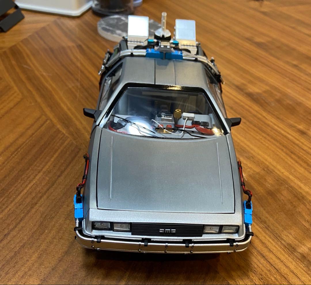 デロリアン　フィギュア　金属製　即発送