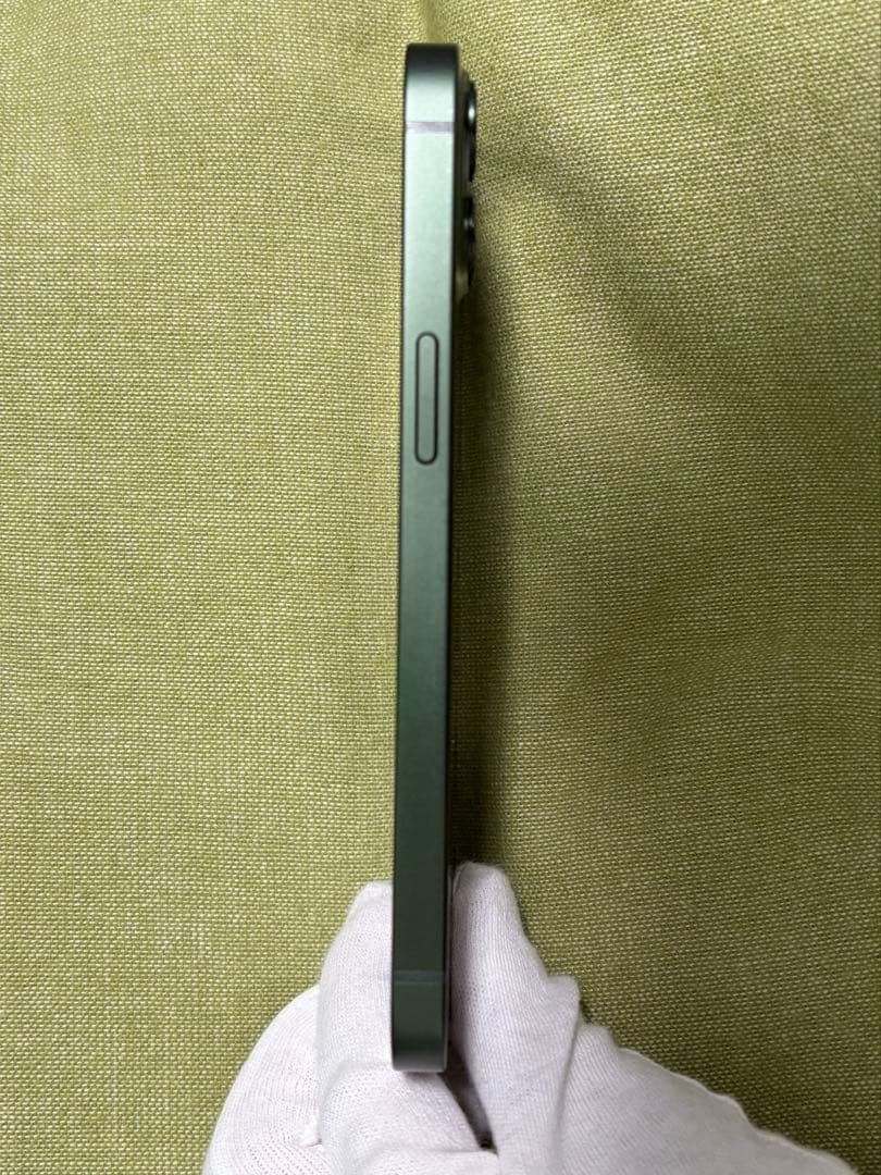 iPhone13 128GB グリーン　保護フィルム付き