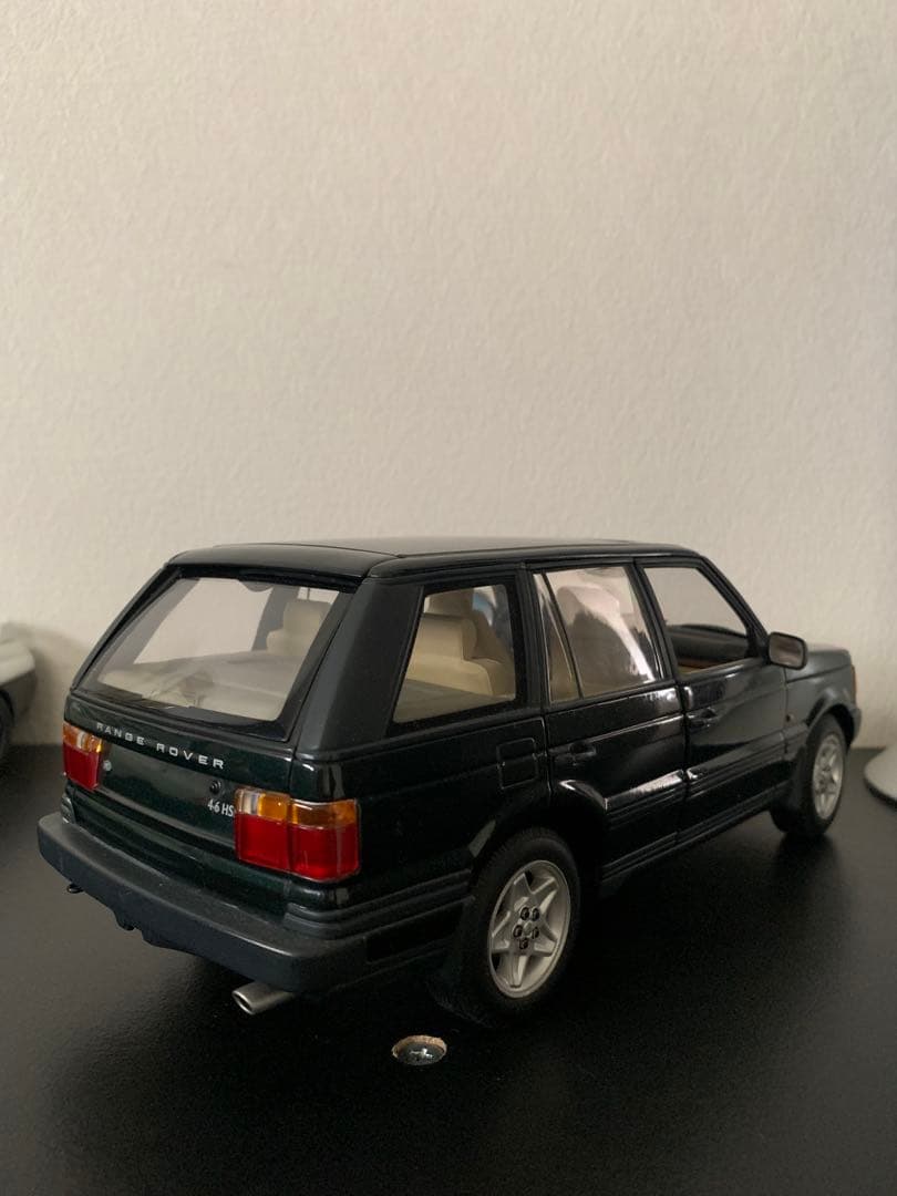 1/18 レンジローバー　4.6HSE