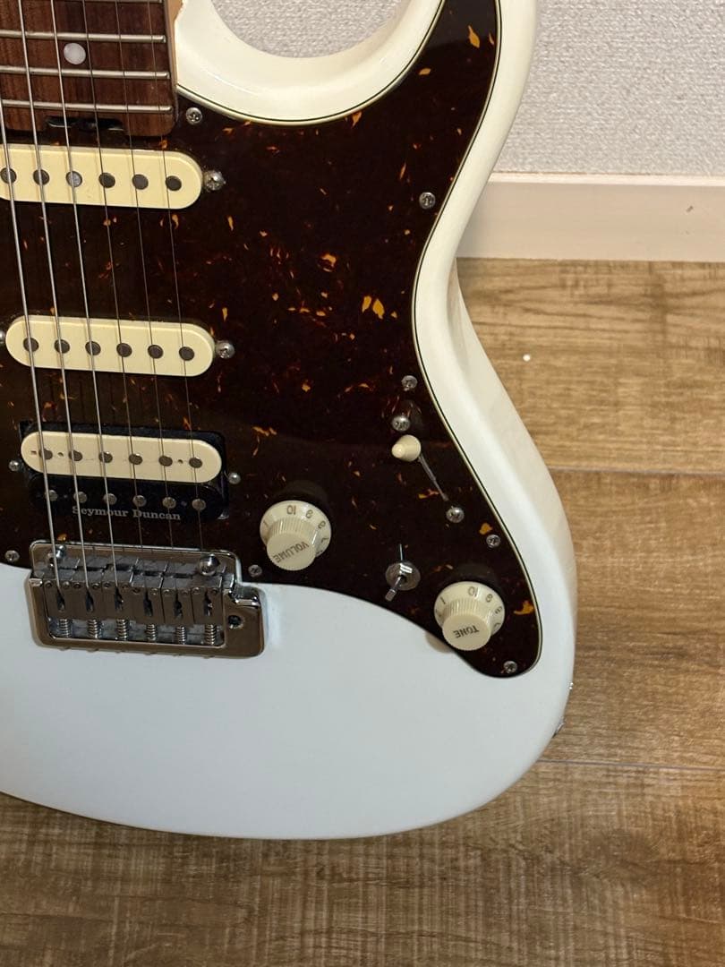 ESP Edwards E-SN-ALR ストラト　エレキギター