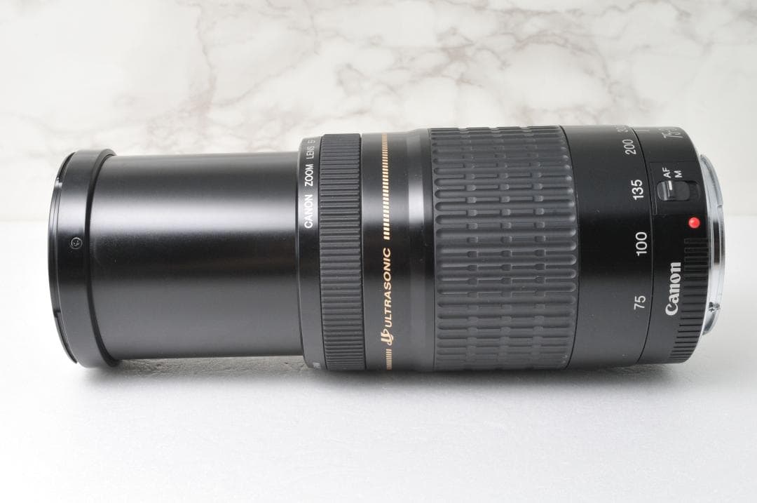 望遠レンズ⭐️Canon EF 75-300mm F4-5.6 USM