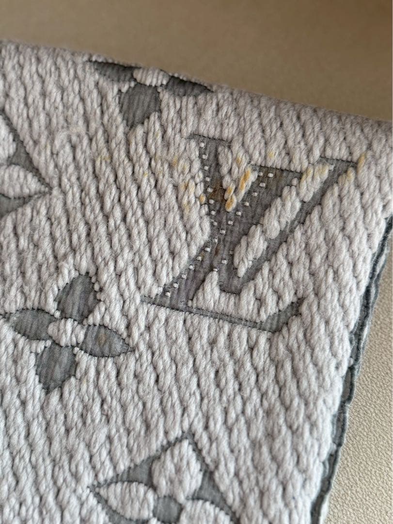 パトラッシュ様◆グレー ヴィトン　マフラー グレー