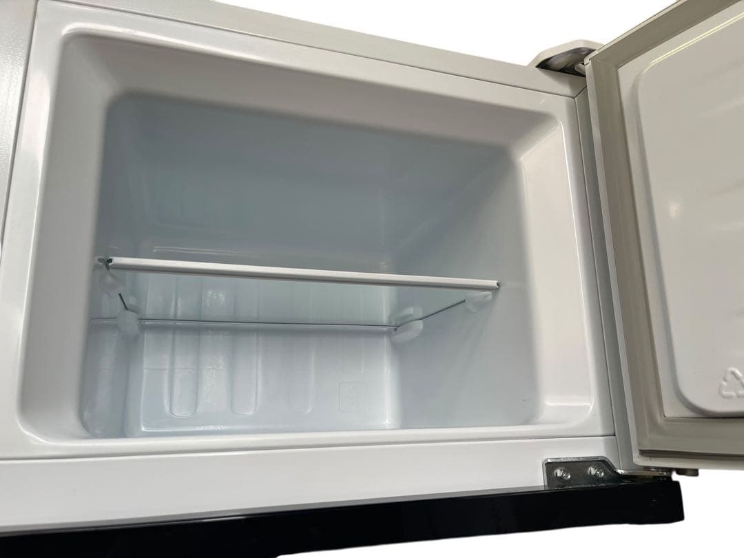 最安 送料込 Hisense 2022年 120L 冷蔵庫 HR-B12E2W