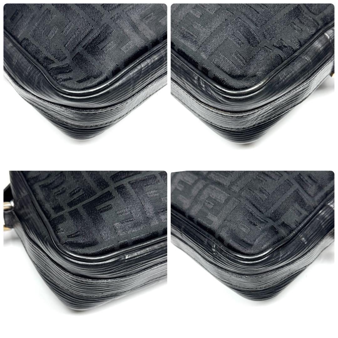 FENDI フェンディ ショルダーバッグ ズッカ キャンバス レザー