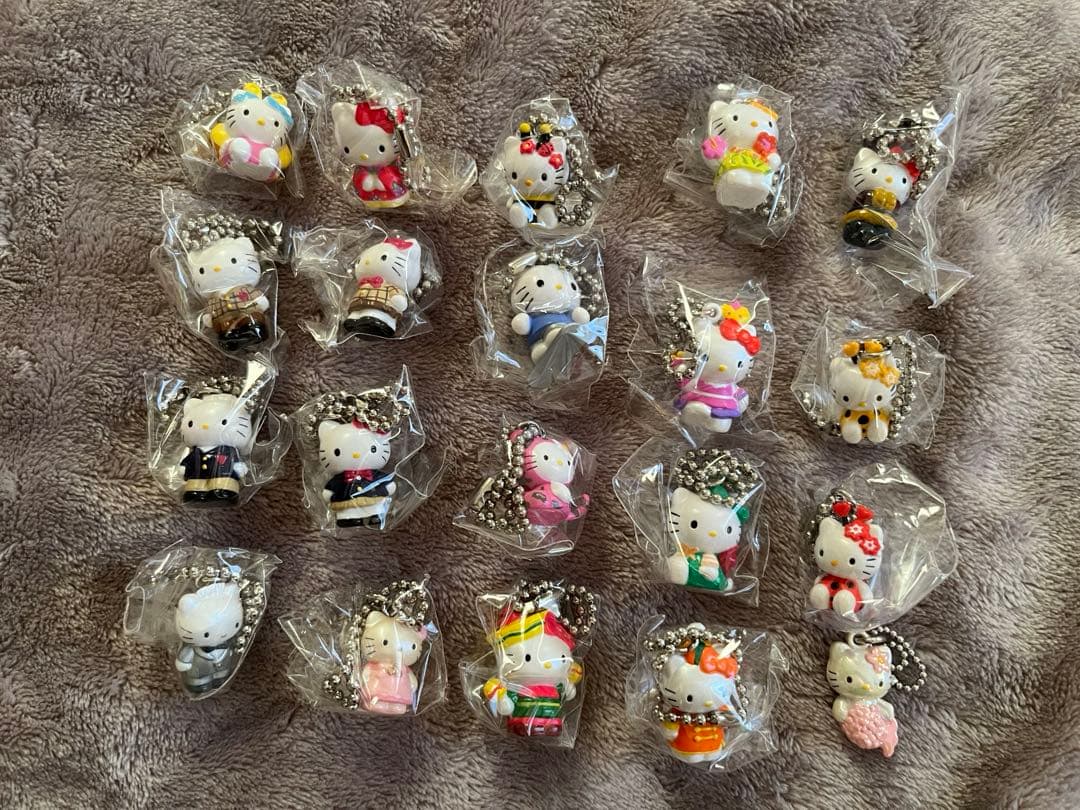 サンリオ　ハローキティ　コレクターズマスコット　いちご新聞オリジナル　全20種