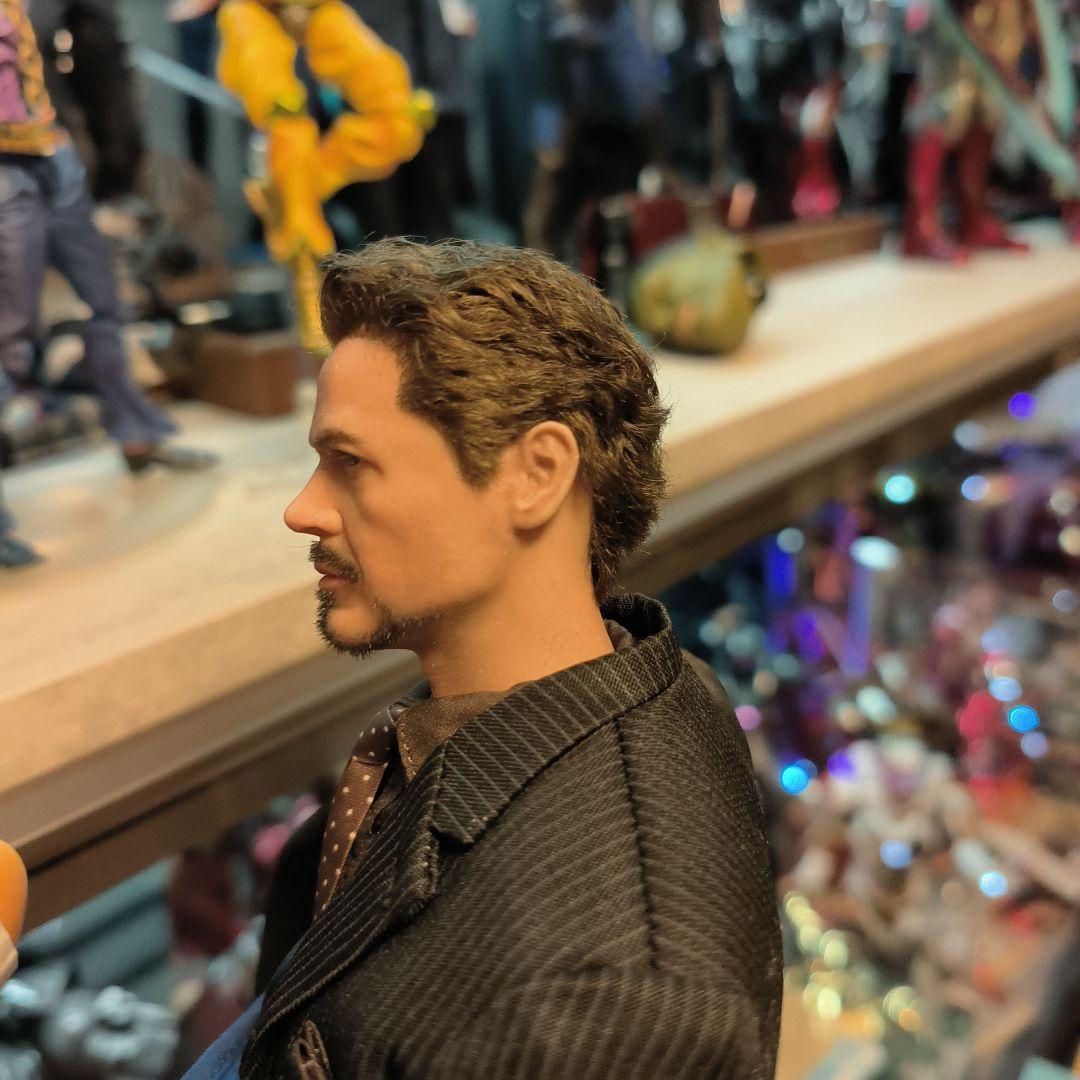 トニー・スターク フィギュア ハンバーガー付き