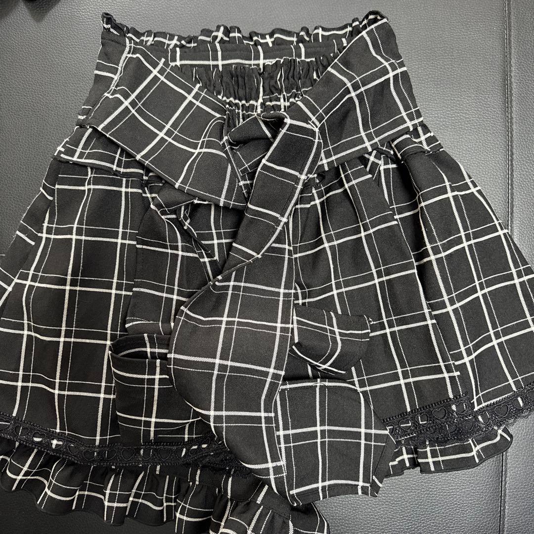 LIZLISA レースアップサスペンダー付きスカパン ブラックチェック