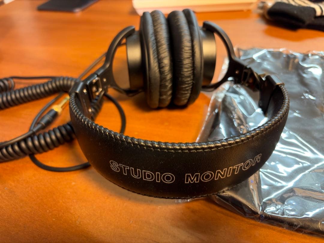 Sony MDR-7506 スタジオモニターヘッドフォン