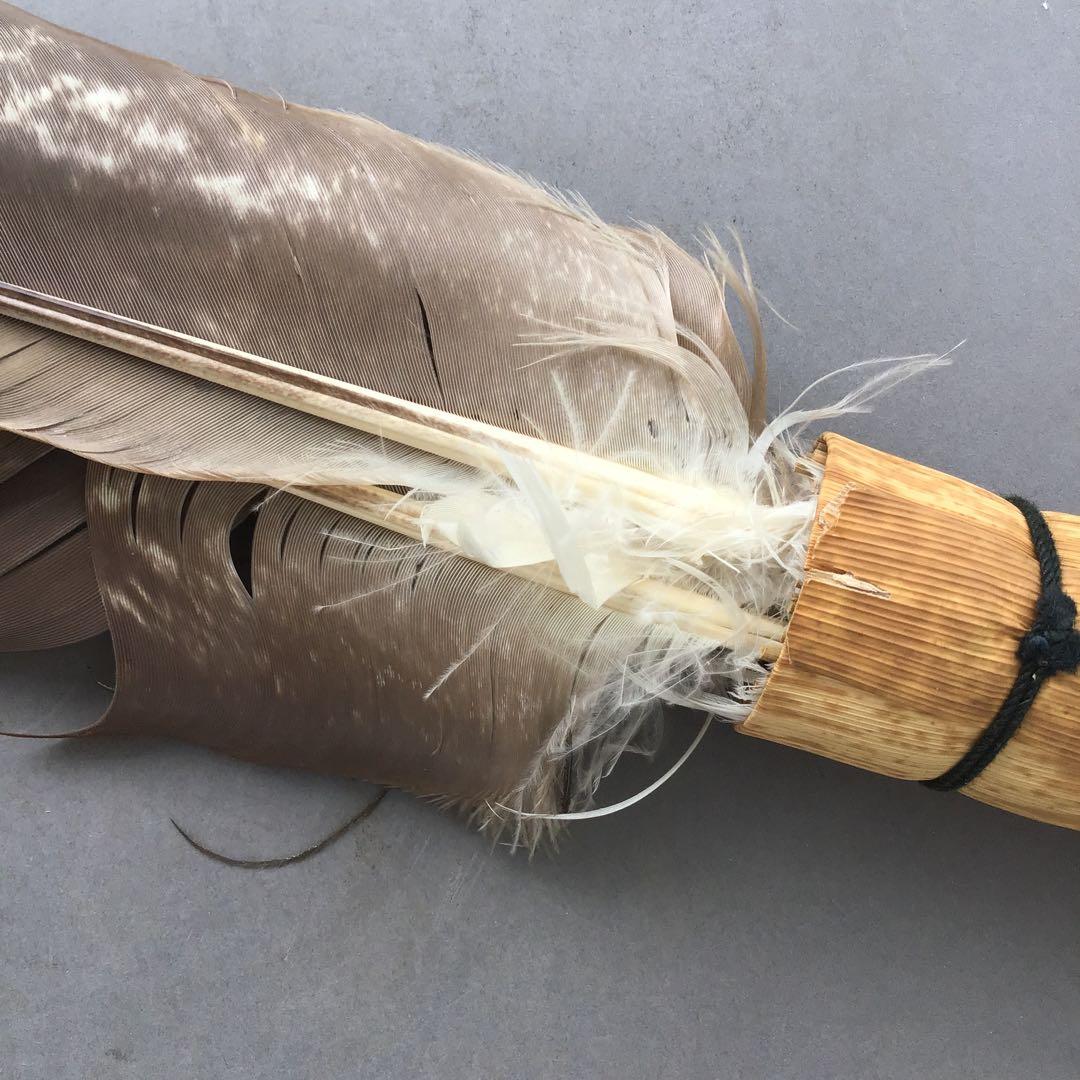 茶道具　羽箒(孔雀羽入り) 紙箱(修復歴あり、紙箱劣化有)　S21HB
