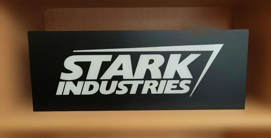 ホットトイズ ロゴライトボックス スタークインダストリーズ アイアンマン トニー