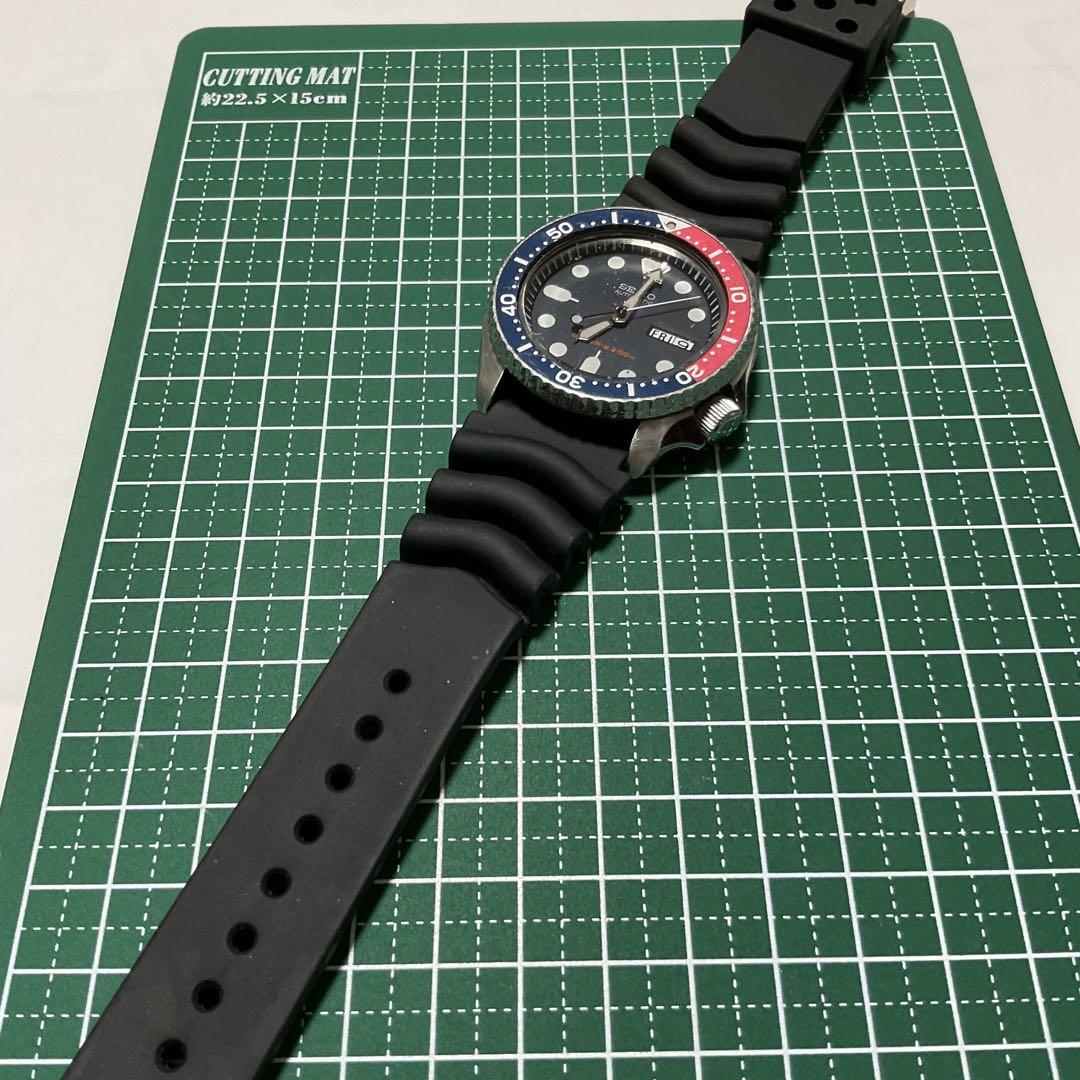 SEIKO 腕時計 SKX009 ダイバー200m 自動巻き