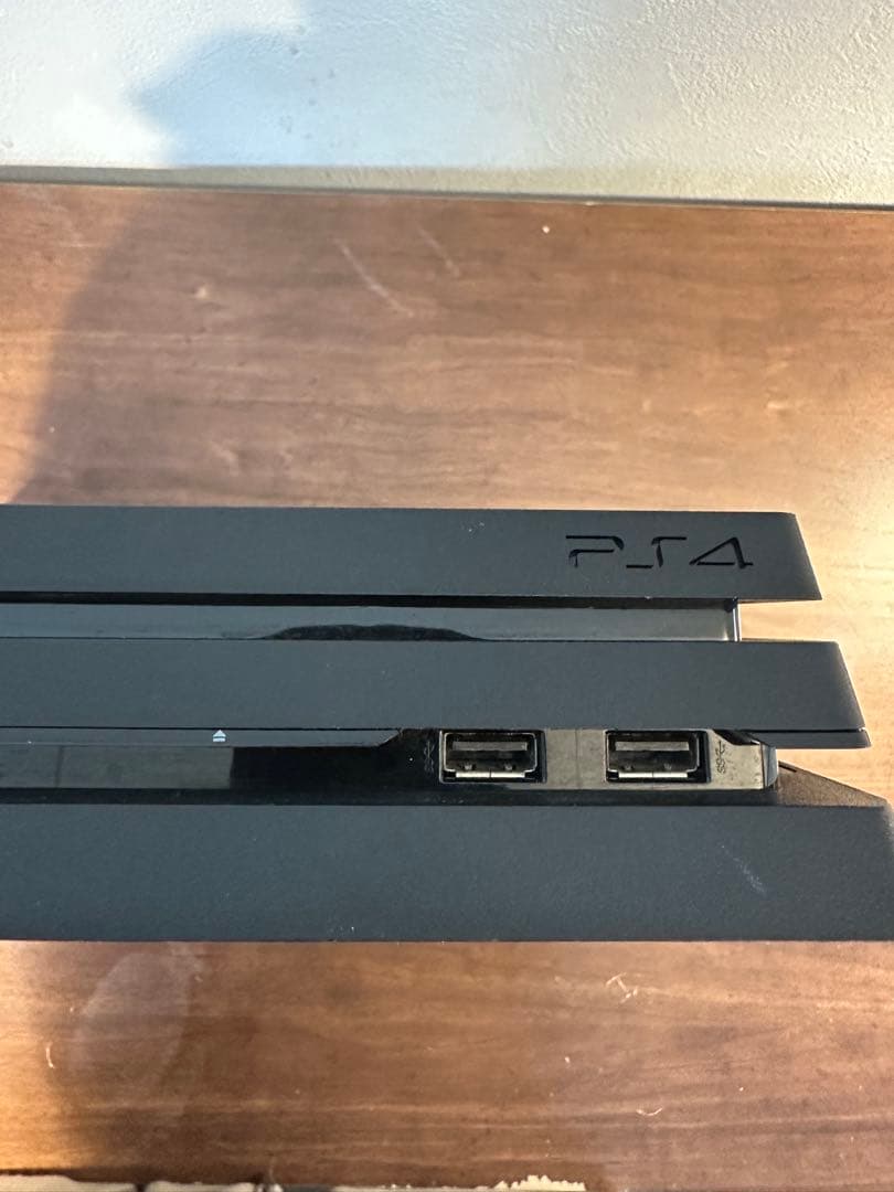 PS4 Pro 本体　1TB 初期化済み