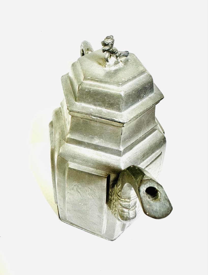 N890　茶道具　水注　錫製　約834g　六角形茶器　獅子彫刻付き