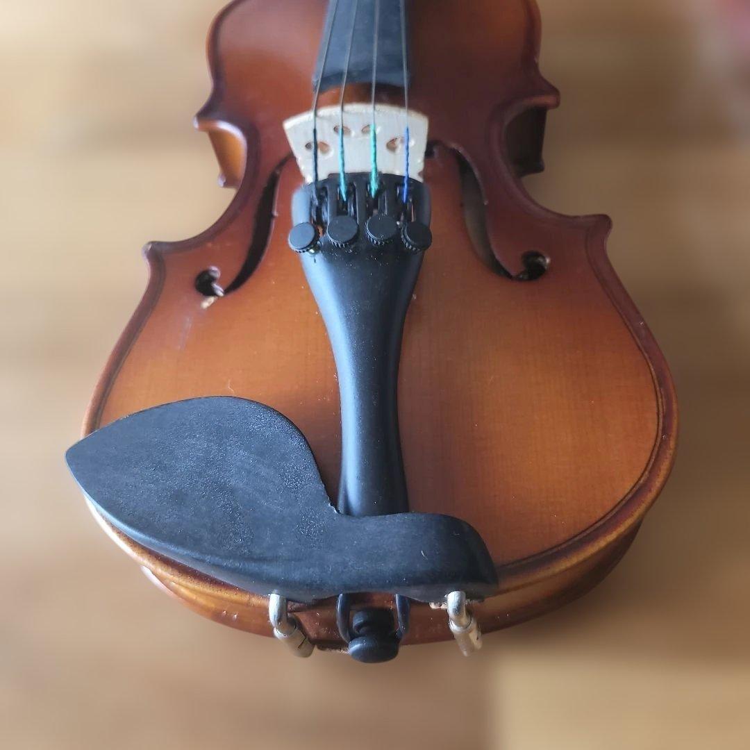 バイオリン1/16 本体と弓2本 ケース付き