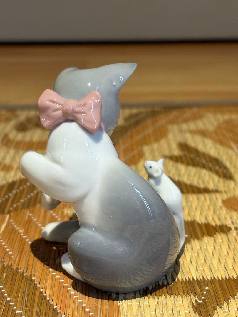 【LLADRO】驚いた仔猫ちゃん　専用箱付き