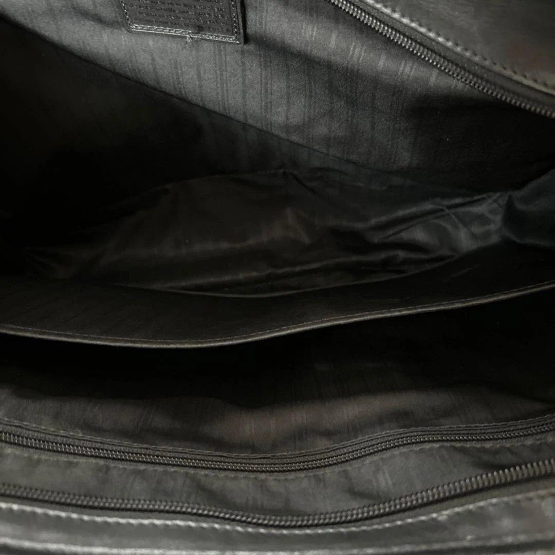 TUMI ブラック レザー ビジネスバッグ