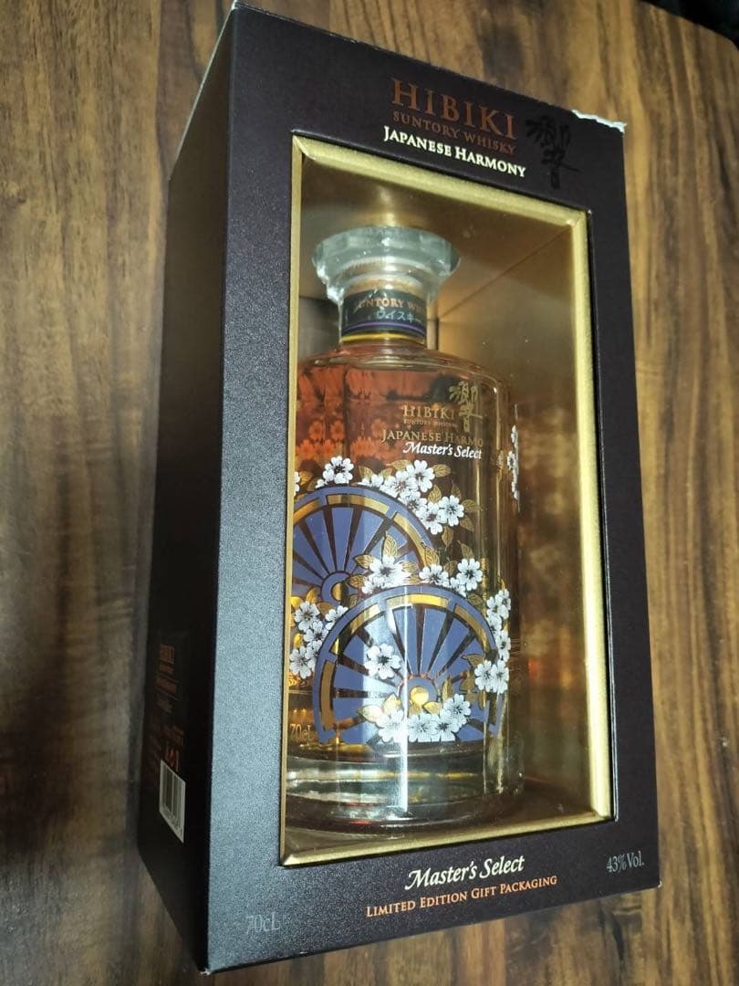 【海外限定】　サントリー響　マスターズセレクト匠限定ボトル