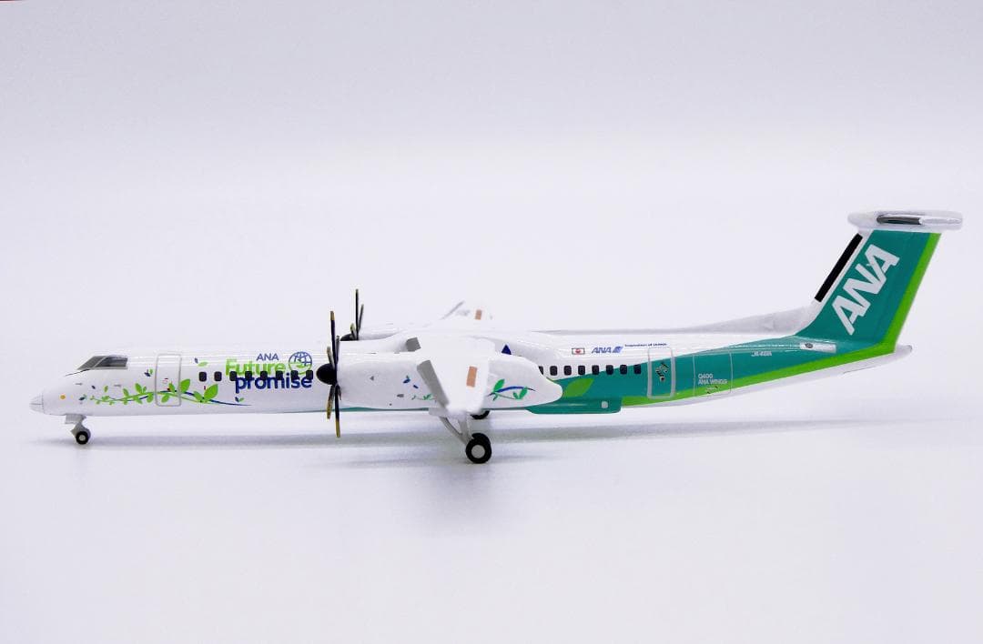 航空機・ヘリコプター ANA DHC-8-Q400 JA461A 1/400