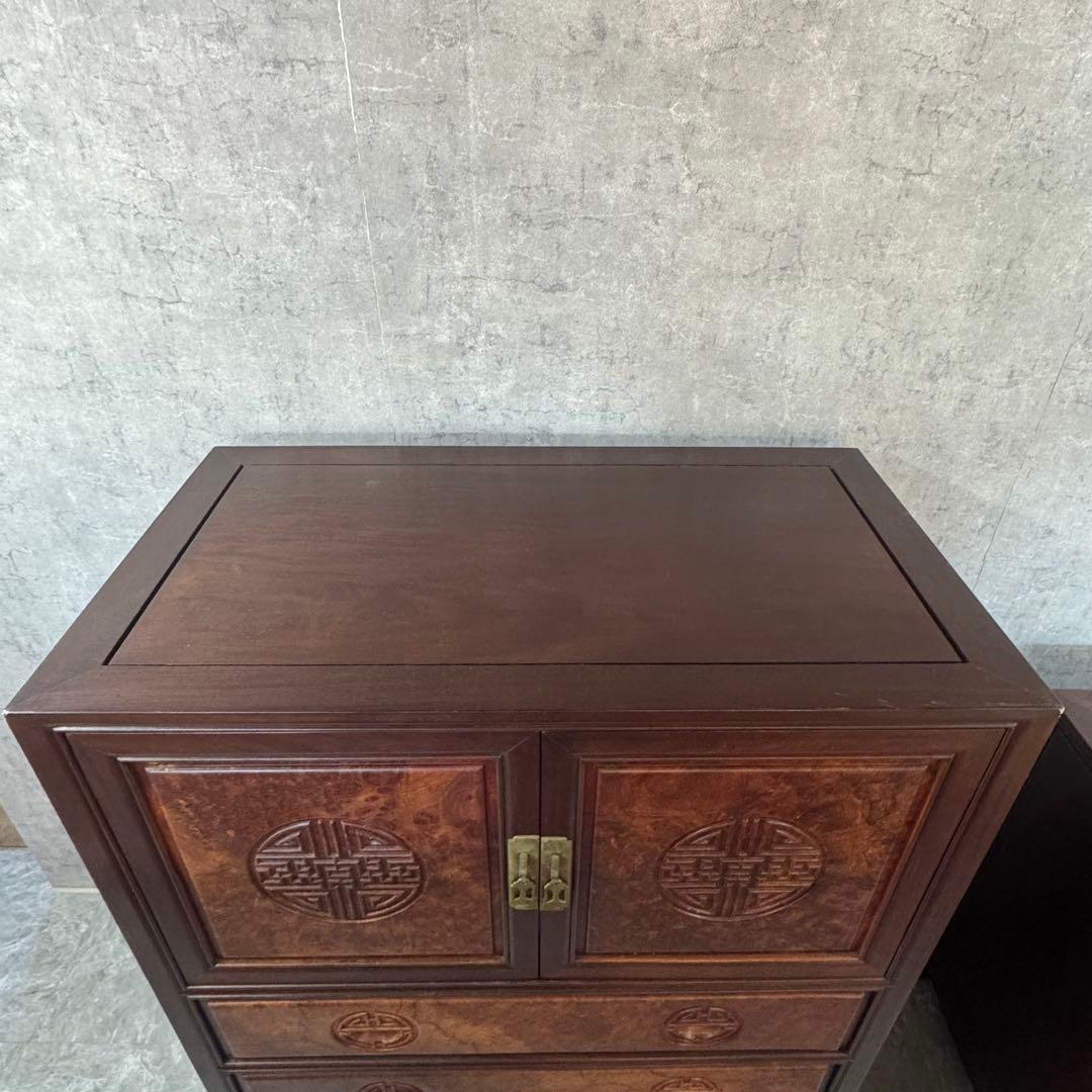 重厚な存在感　中国家具 花梨材 唐木 4段 チェスト 無垢 高級飾り家具